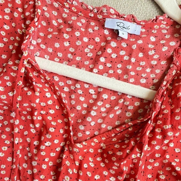 Rails Dress Women’s Small Everly Carmine Daisies Mini Tiered Flowy Floral - Picture 8 of 13
